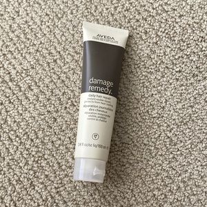 NEW Aveda Damage Remedy Daily Hair Repair Protects from Heat Styling 3.4 fl oz